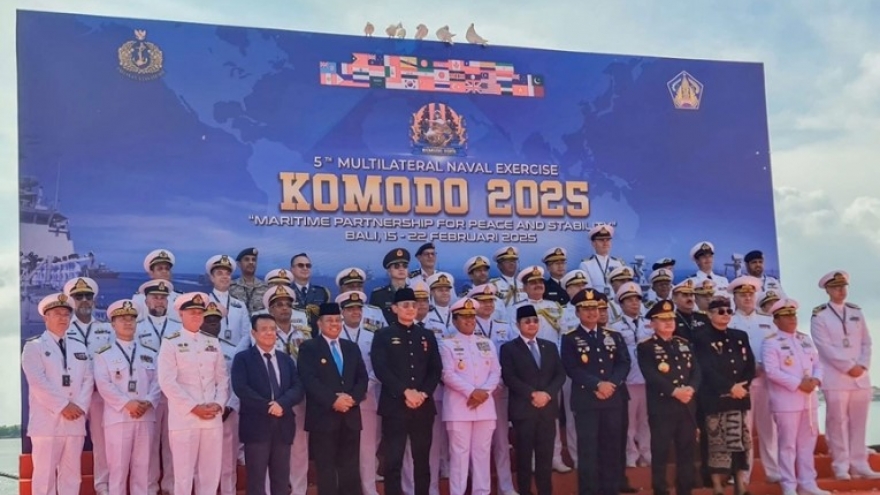 Vietnam joins Komodo 2025 Multilateral Naval Exercise in Bali